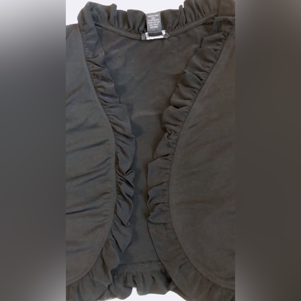 Chic Black Ruffled Cardigan - Picture 2 of 5